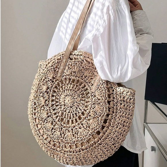 BellanBlue Handbags - Oversized Straw Circular Lined Tote Shoulder top Handle Beach Bag